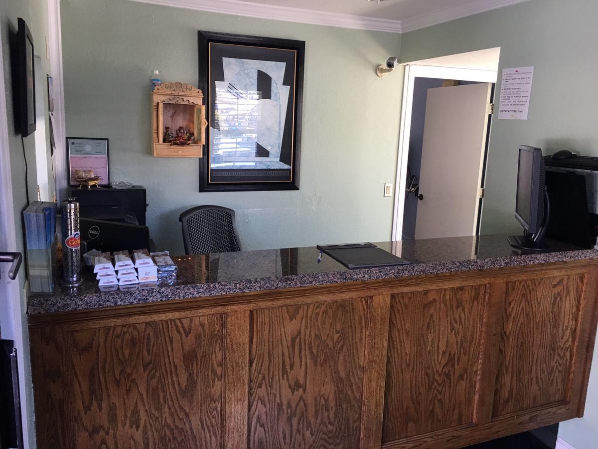 Royal Palace Inn Daly City Bagian luar foto